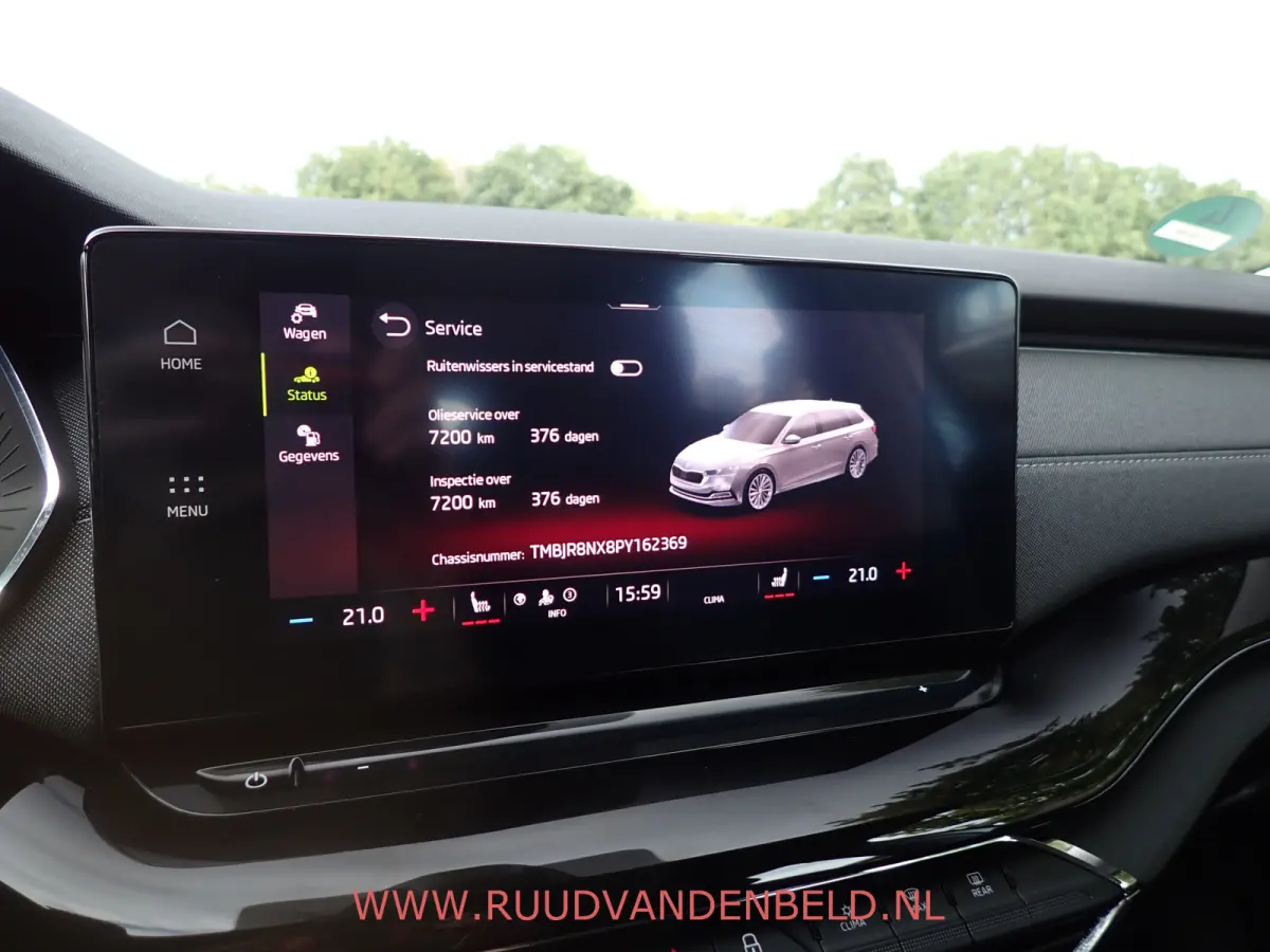 1.5 e-TSI / ACC / CARPLAY / KEYLESS / CAMERA / SFEERVERLICHTING