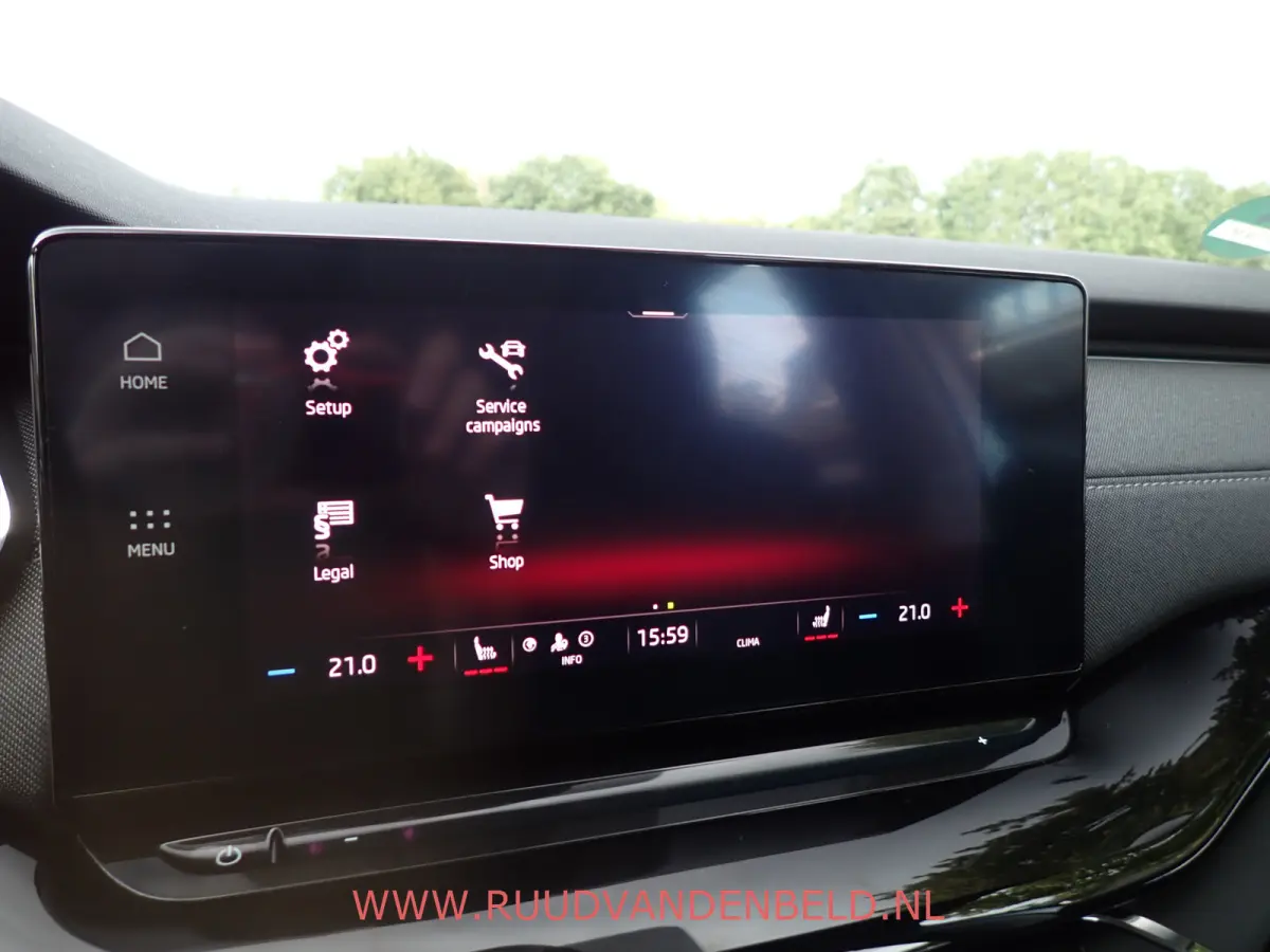 1.5 e-TSI / ACC / CARPLAY / KEYLESS / CAMERA / SFEERVERLICHTING
