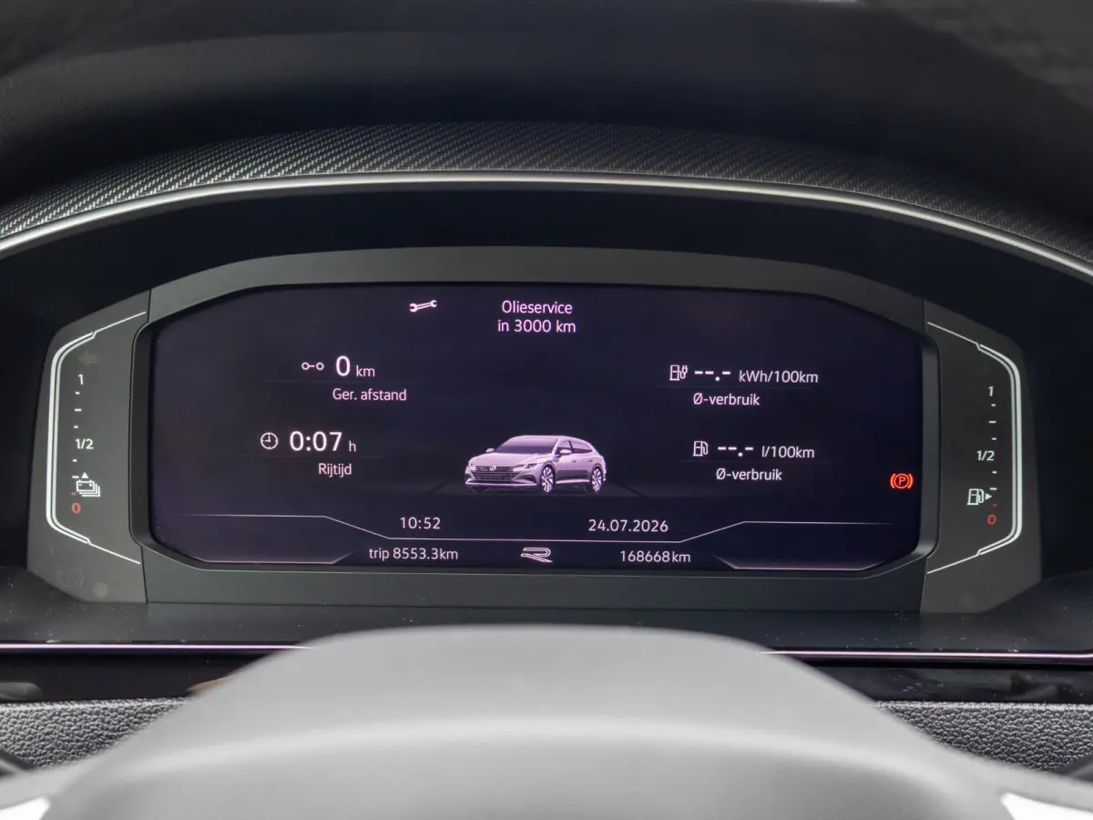 1.4 TSI eHybrid R-Line Business+ SOH 89% Pano Matrix LED