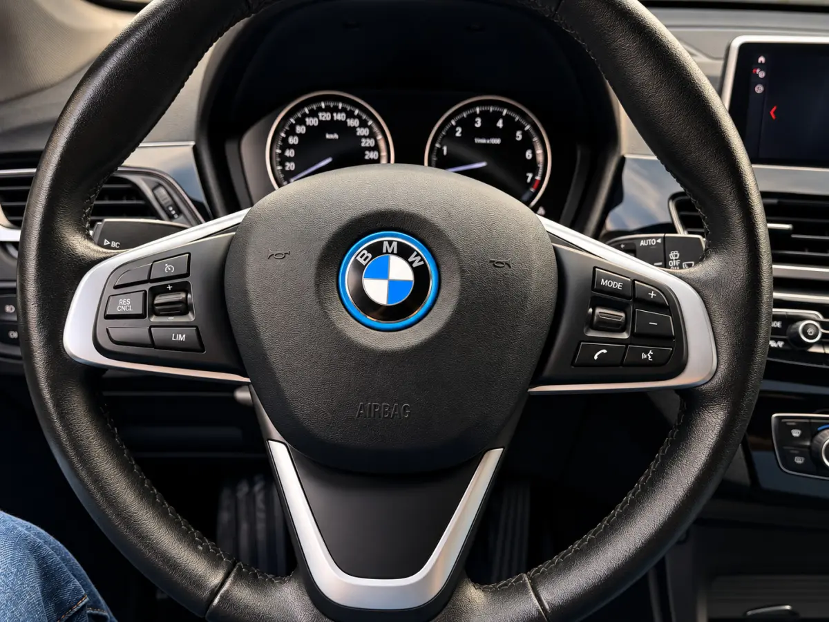 XDrive25e eDrive Edition Camera_Dealer onderhouden
