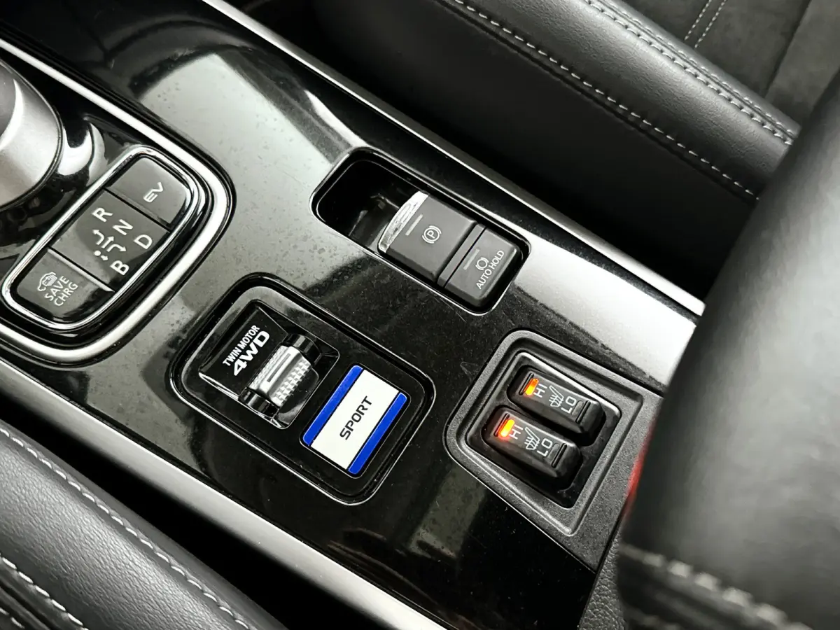 2.4 PHEV Intense+ | Panoramadak | Parkeercamera | BLIS | Keyless | Stoelverwarming