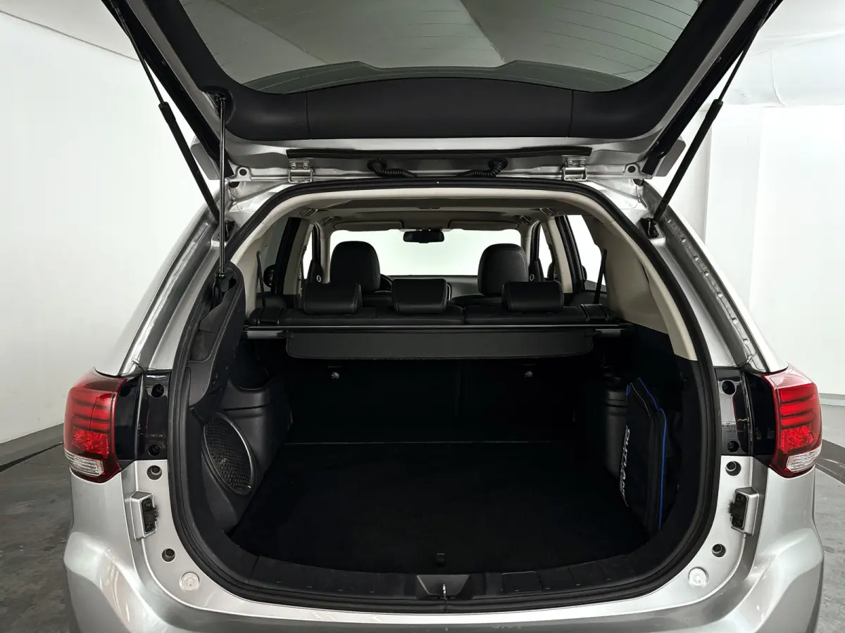 2.4 PHEV Intense+ | Panoramadak | Parkeercamera | BLIS | Keyless | Stoelverwarming