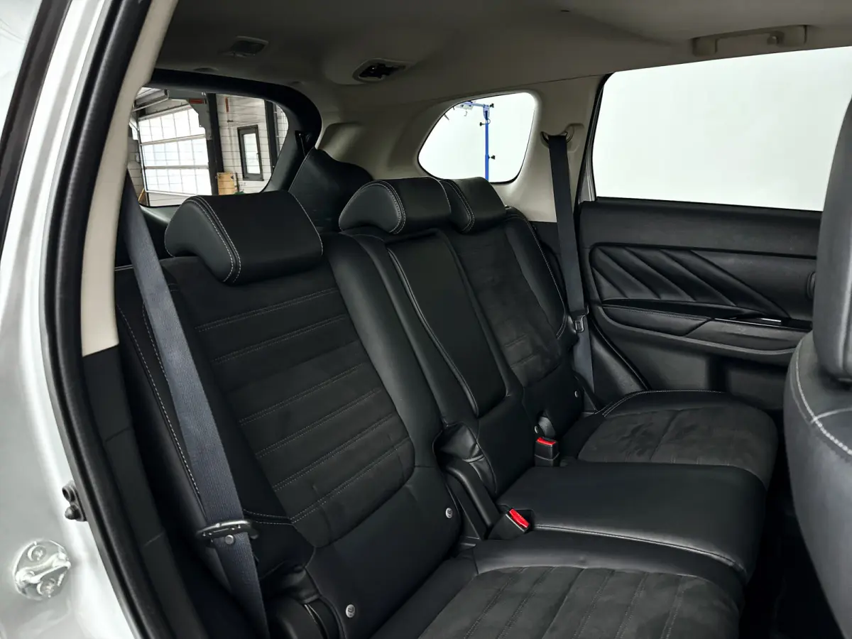 2.4 PHEV Intense+ | Panoramadak | Parkeercamera | BLIS | Keyless | Stoelverwarming