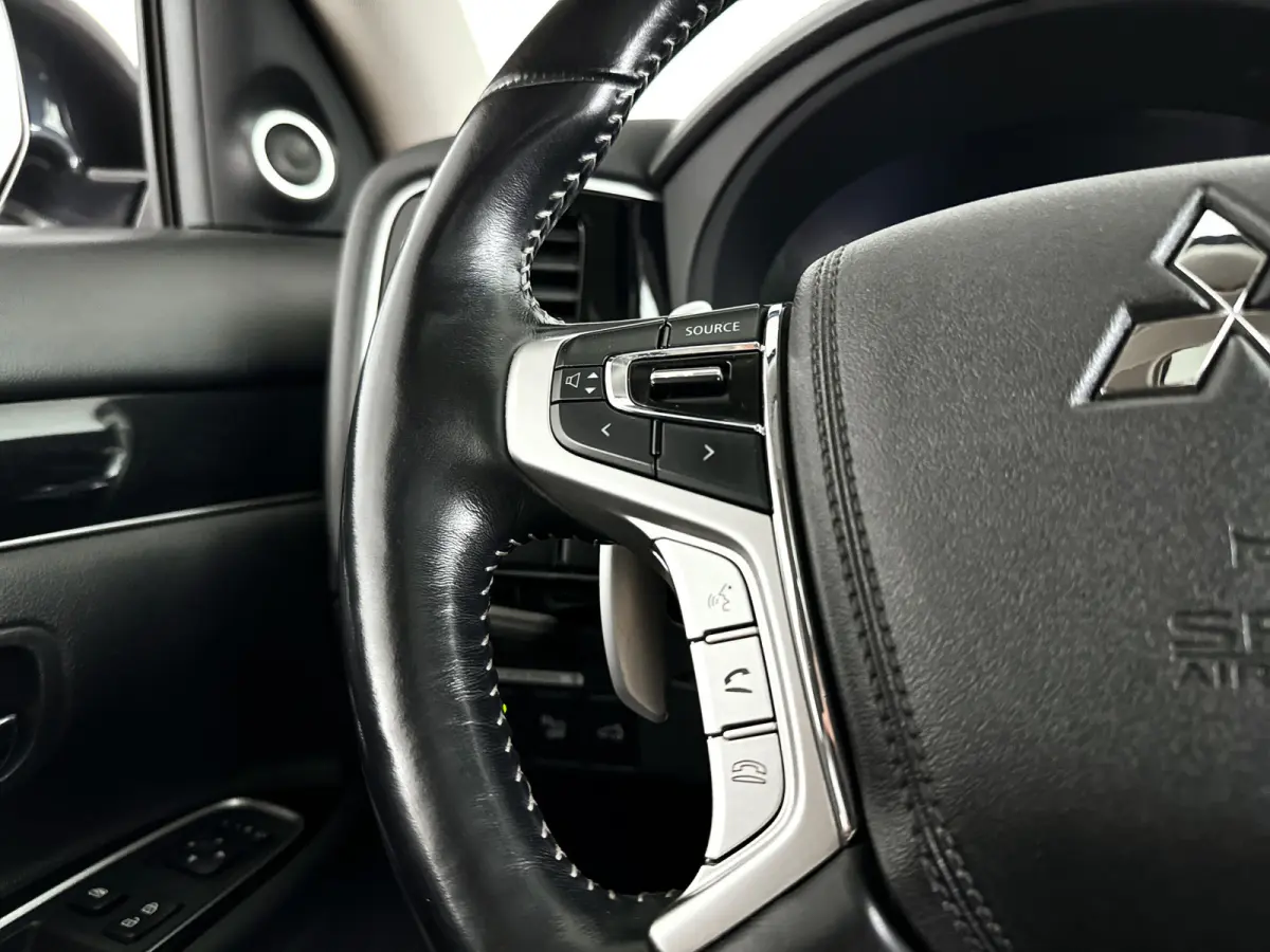 2.4 PHEV Intense+ | Panoramadak | Parkeercamera | BLIS | Keyless | Stoelverwarming