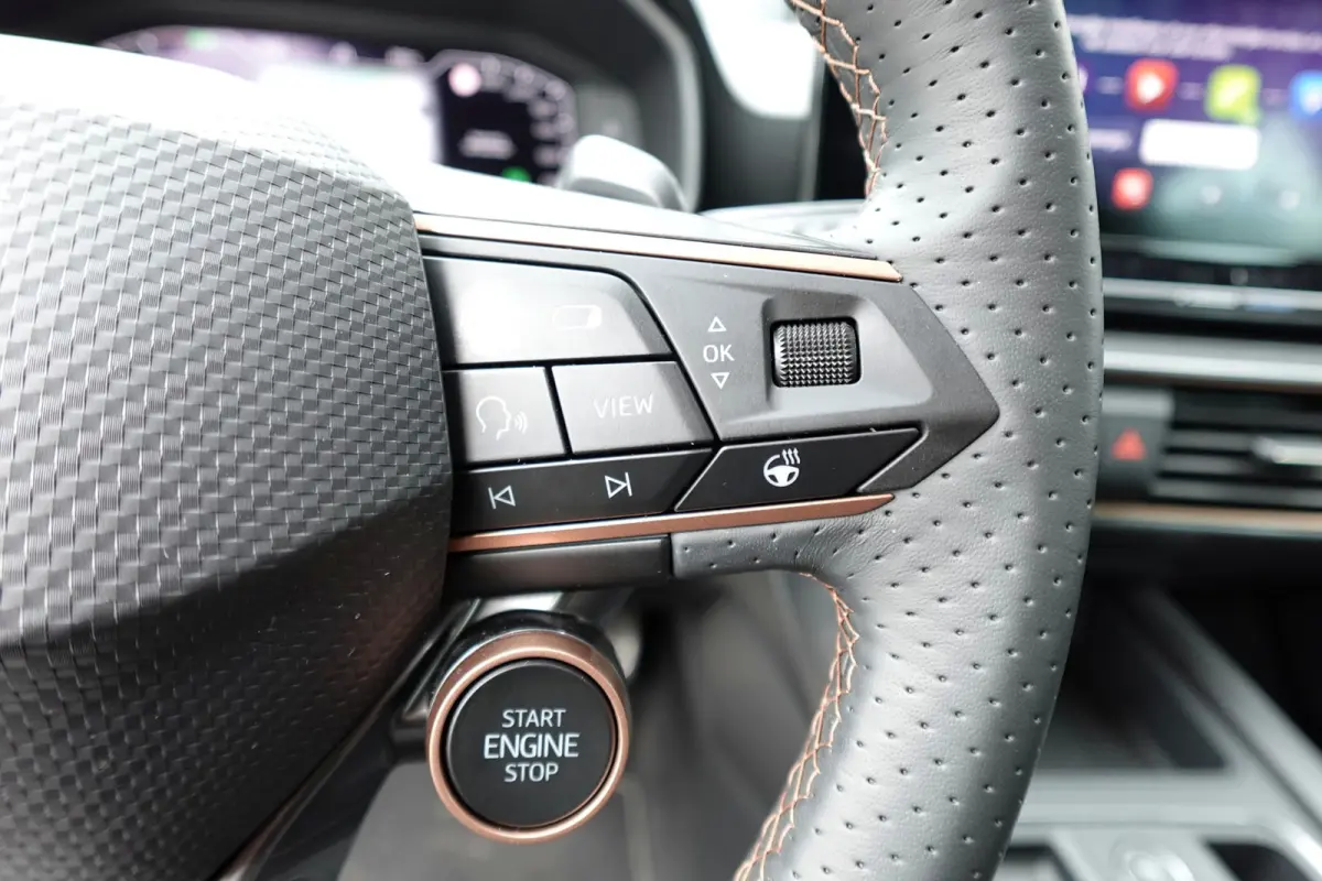 Cupra Leon 1.4 e-Hybrid VZ Adrenaline PANO MATRIX KEYLESS VOL