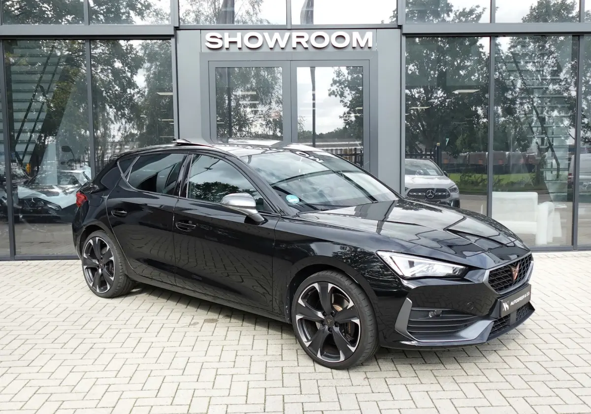 Cupra Leon 1.4 e-Hybrid VZ Adrenaline PANO MATRIX KEYLESS VOL
