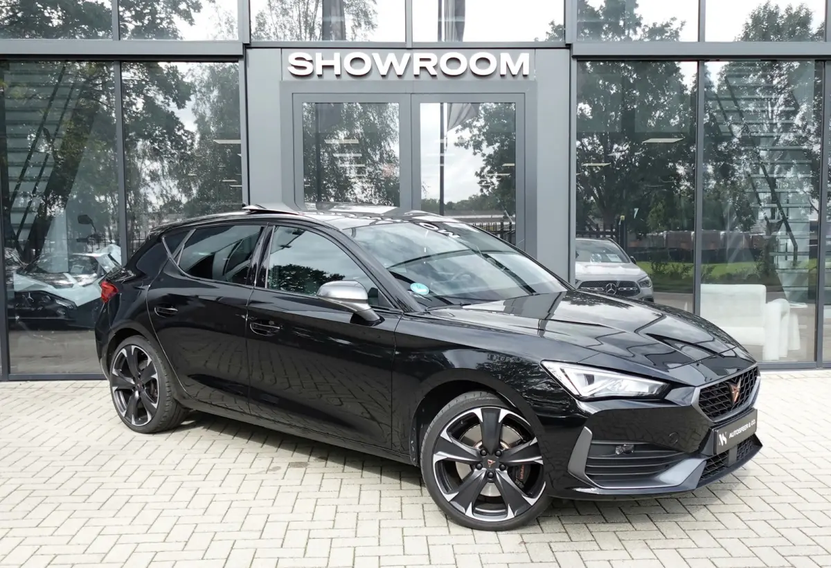 Cupra Leon 1.4 e-Hybrid VZ Adrenaline PANO MATRIX KEYLESS VOL