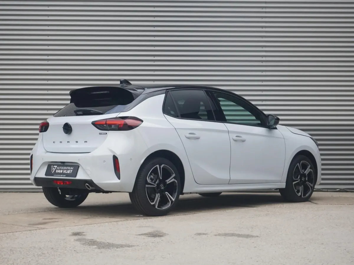 1.2 Turbo 110 Hybrid GS |  Stoel en Stuurverwarming | ACC | 17 " |  ECC | Navi full map | Groot voorraad voordeel | tot 8 jaar Opel Speciale garantie ! |