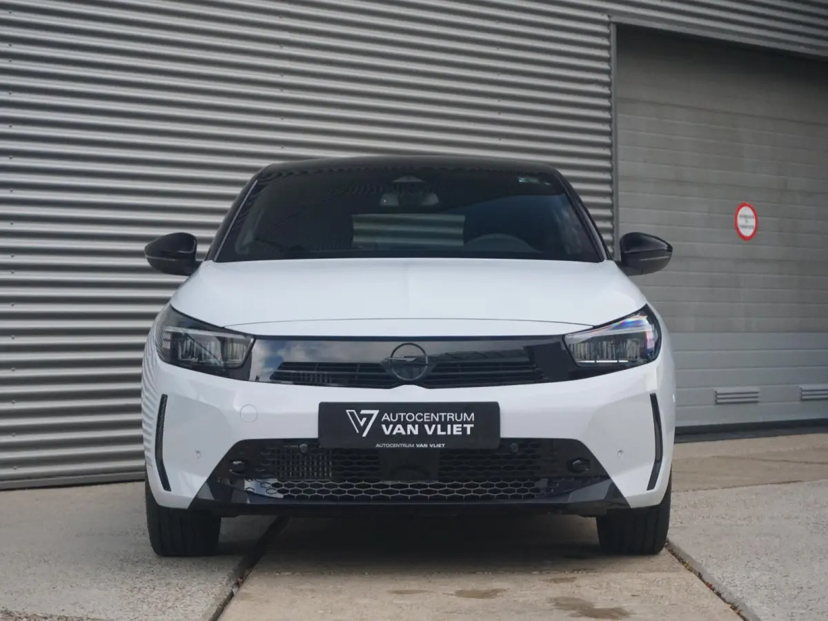 1.2 Turbo 110 Hybrid GS |  Stoel en Stuurverwarming | ACC | 17 " |  ECC | Navi full map | Groot voorraad voordeel | tot 8 jaar Opel Speciale garantie ! |