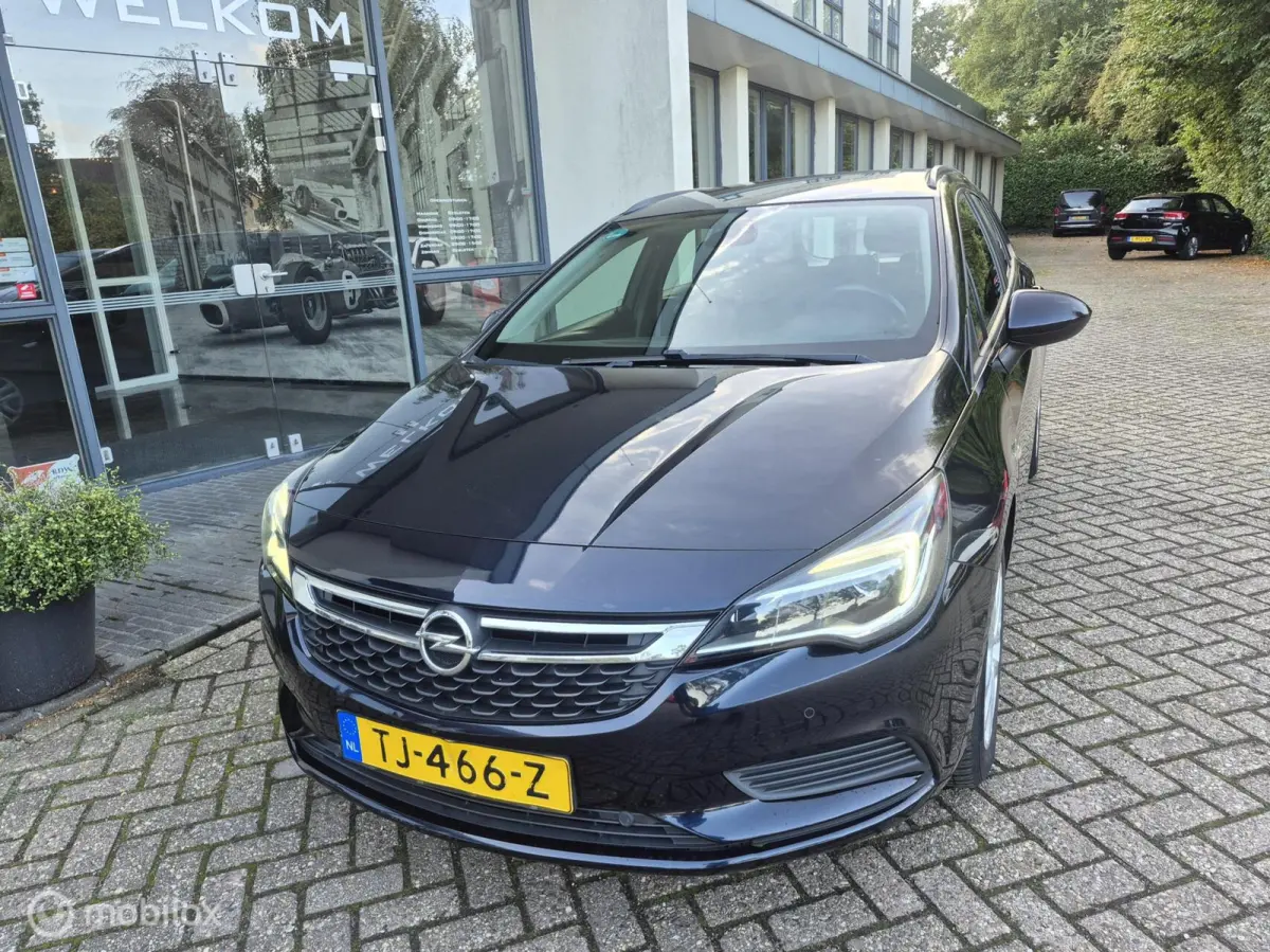 1.0 Turbo Online Edition|2018|Navi