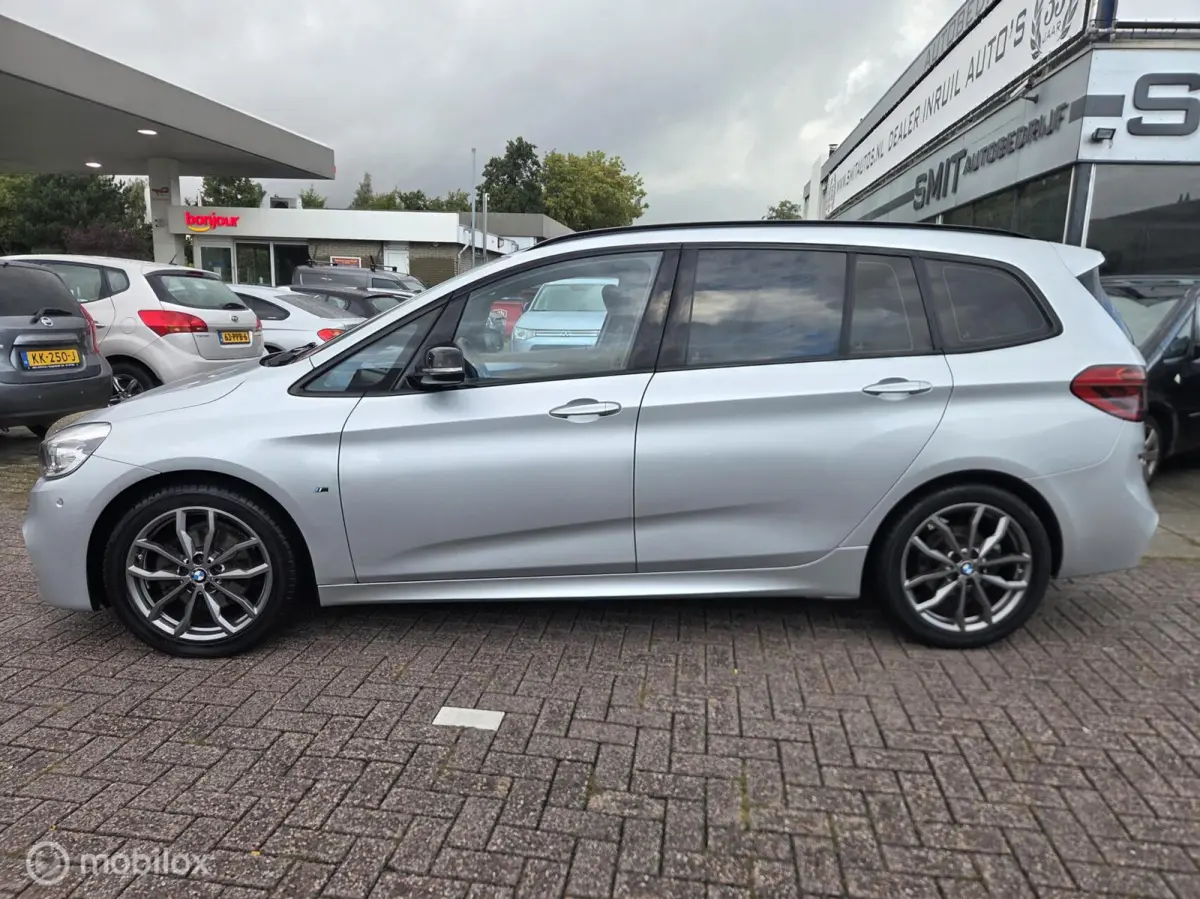 218i CorporateL High Ex. Pano/Camera