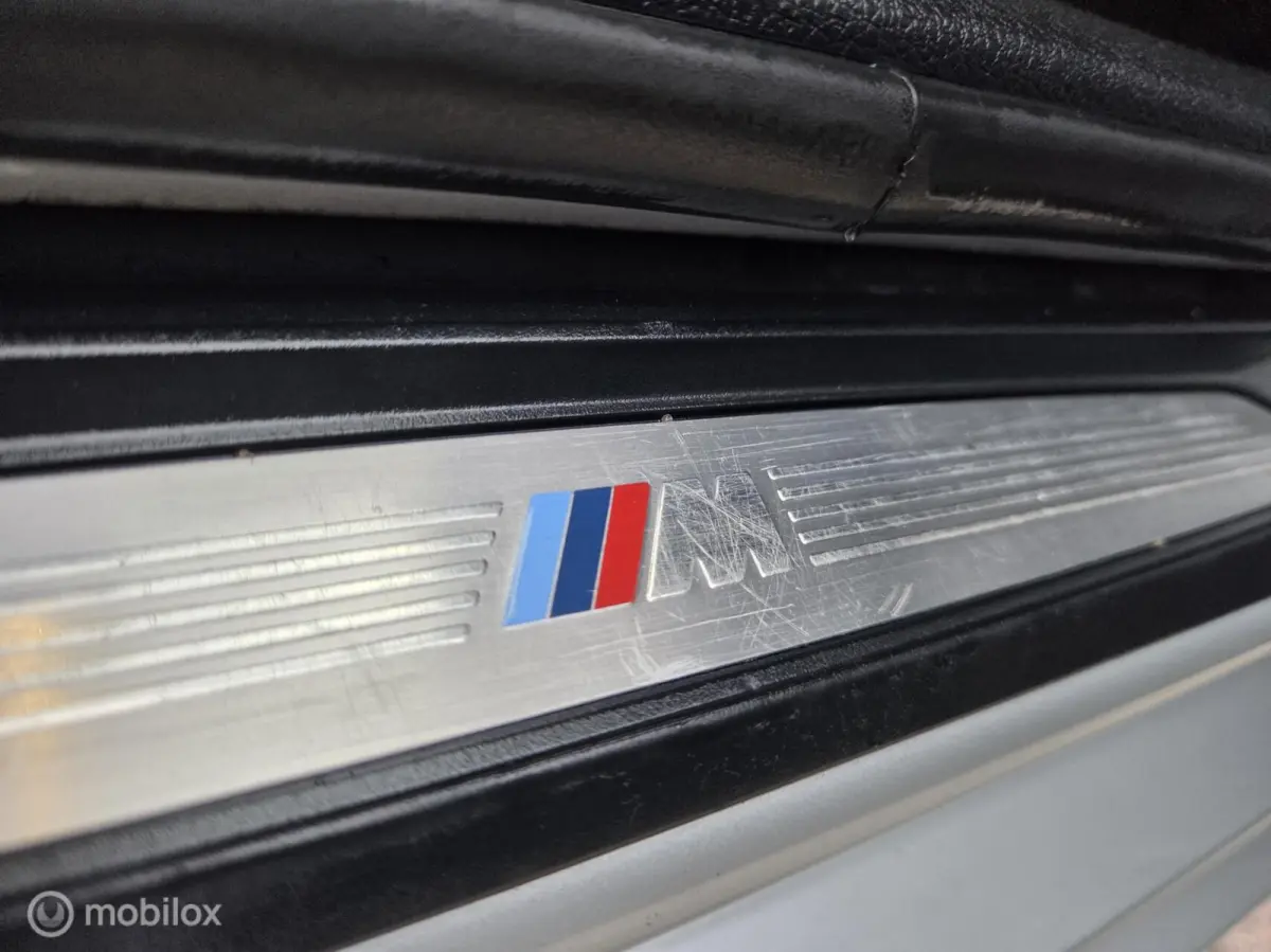 218i CorporateL High Ex. Pano/Camera