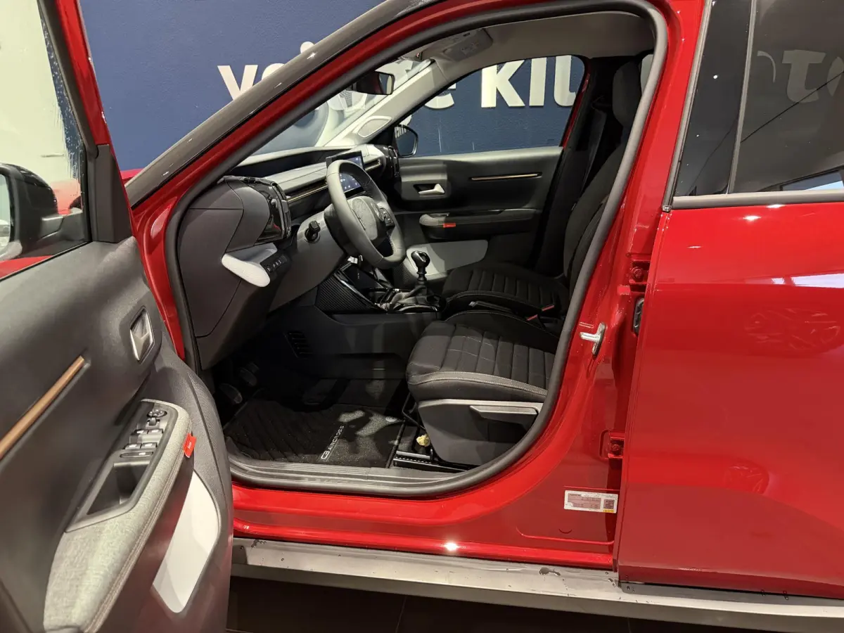 1.2 Turbo 100pk Plus Direct Leverbaar!