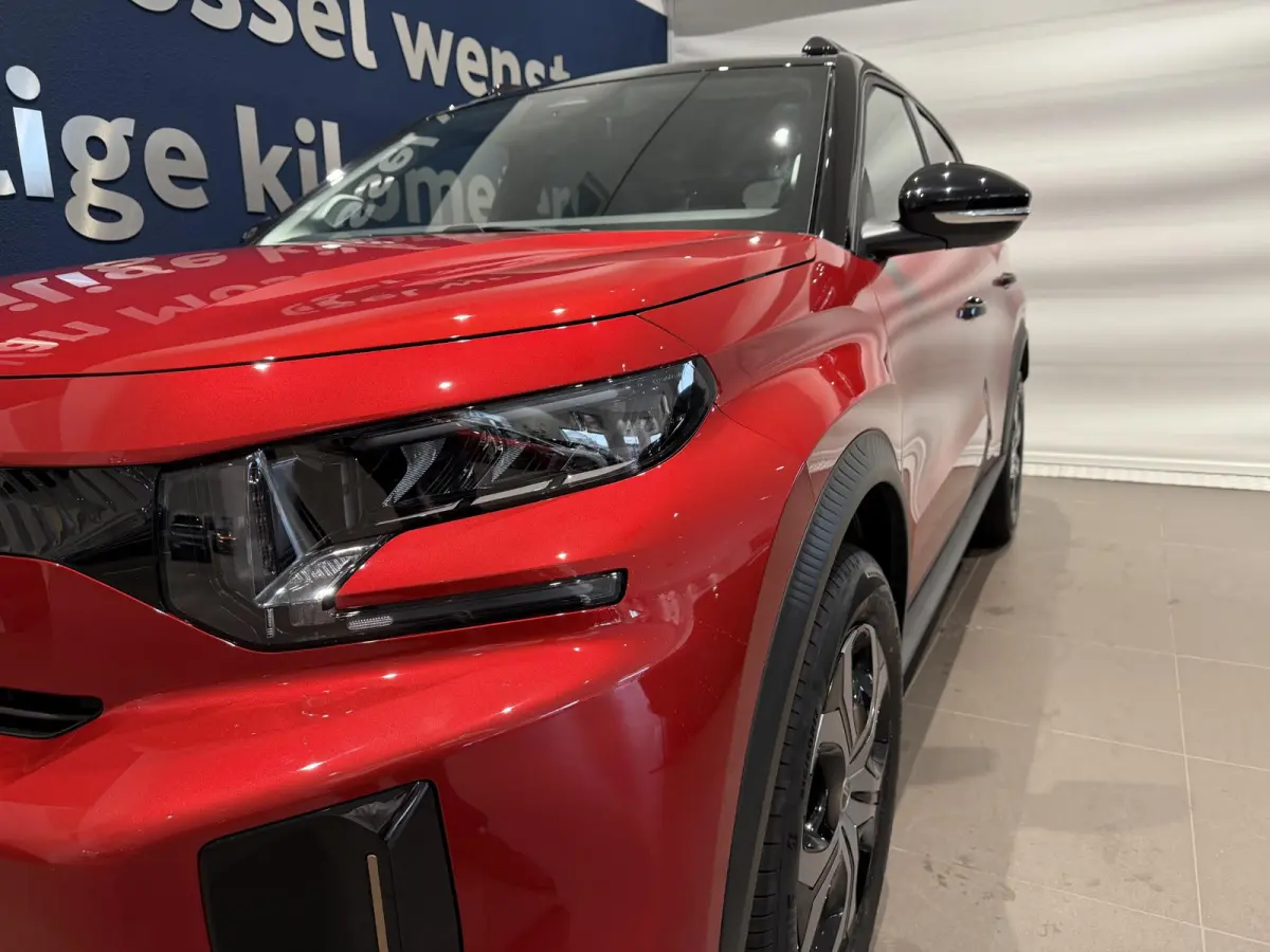 1.2 Turbo 100pk Plus Direct Leverbaar!