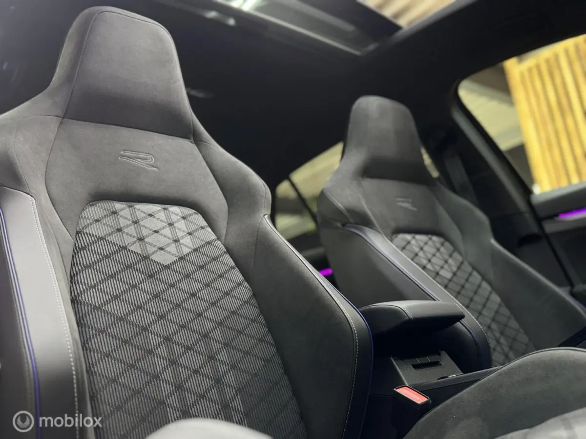 1.5 eTSI R-Line|Pano|Led|Cam|Navi|Carplay