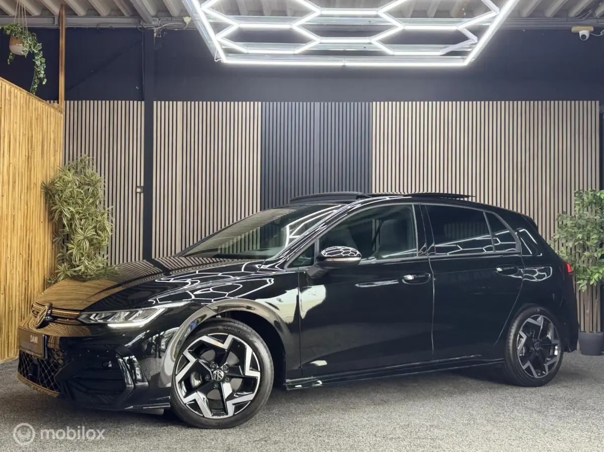 1.5 eTSI R-Line|Pano|Led|Cam|Navi|Carplay