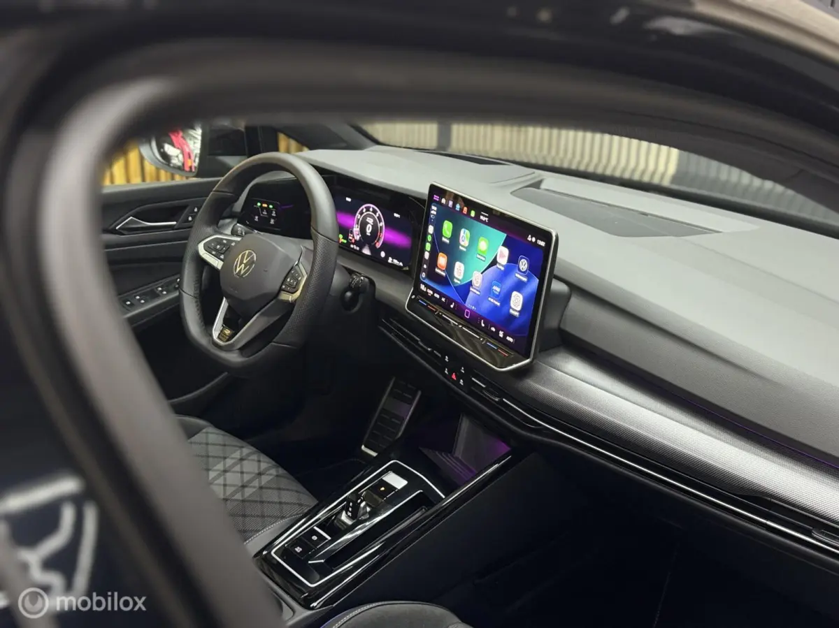 1.5 eTSI R-Line|Pano|Led|Cam|Navi|Carplay
