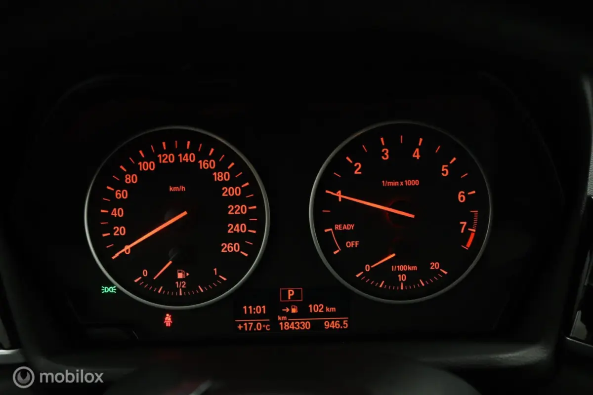 sDrive18i Exe CARPLAY TREKHAAK AIRCO NAVI CRUISE