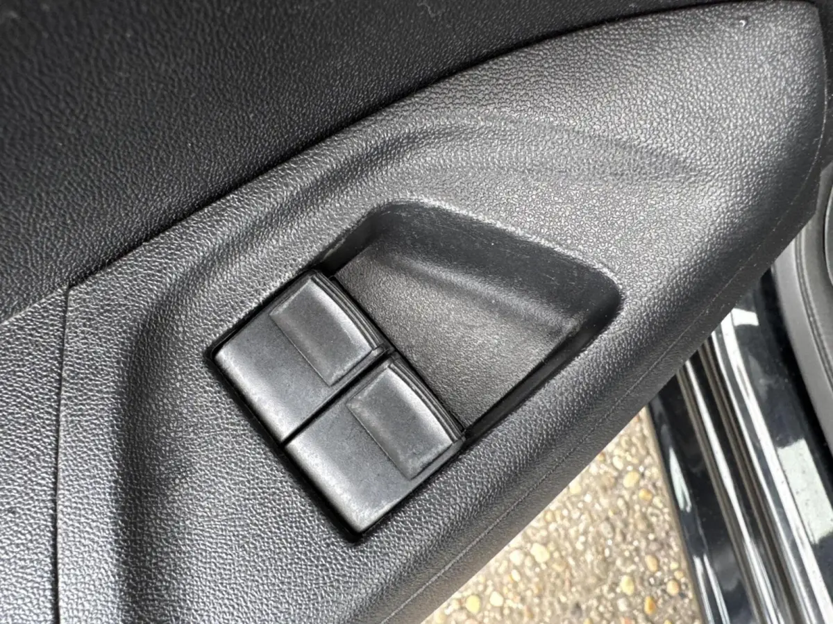 1.0 e-VTi Allure Automaat Camera Sportvelgen Navi Garantie