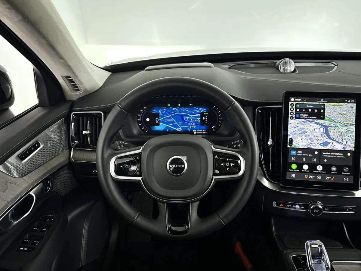 T8 Plug-in hybrid AWD Ultra Dark | SOH 100% | Panoramadak | 360º camera | Luchtvering | Head- Up display | Bowers & Wilkins | Stoelventilatie | Trekhaak