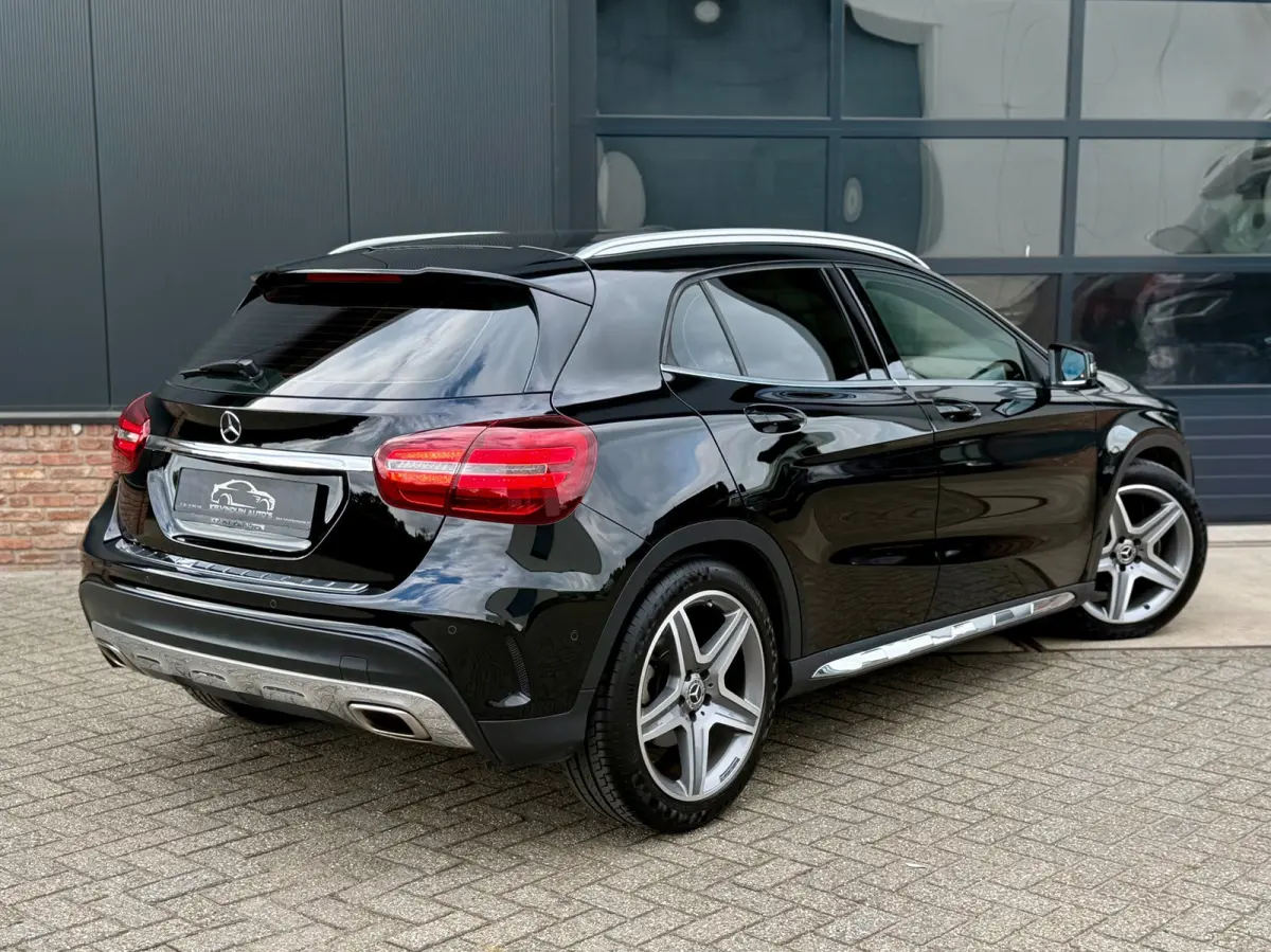 180 AMG Line Automaat| 2018 | 66.111 km | Leder | CarPlay | 19”