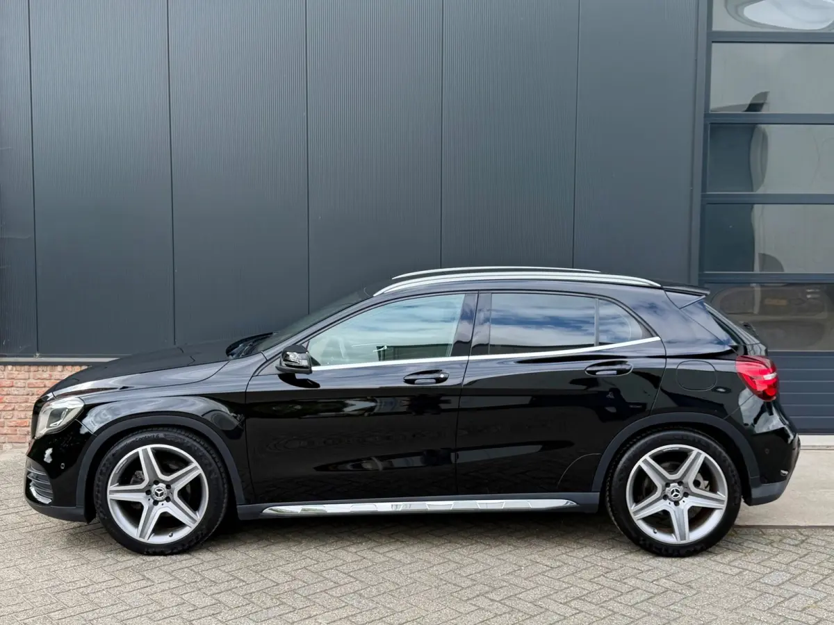180 AMG Line Automaat| 2018 | 66.111 km | Leder | CarPlay | 19”