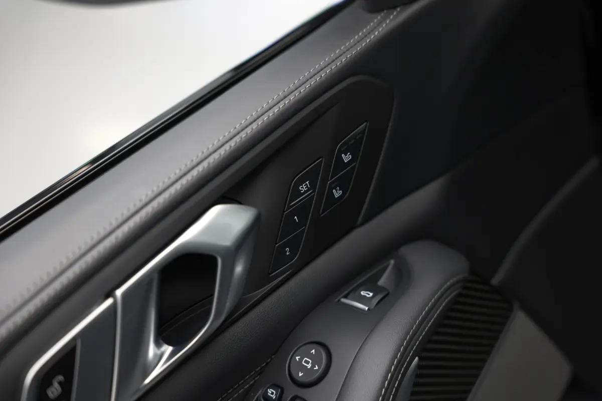 M60i xDrive |Pano|SkyLounge|Carbon|Massage|