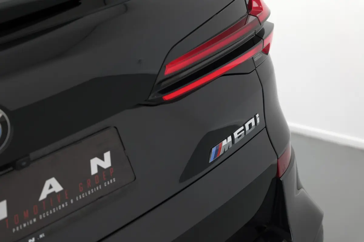 M60i xDrive |Pano|SkyLounge|Carbon|Massage|