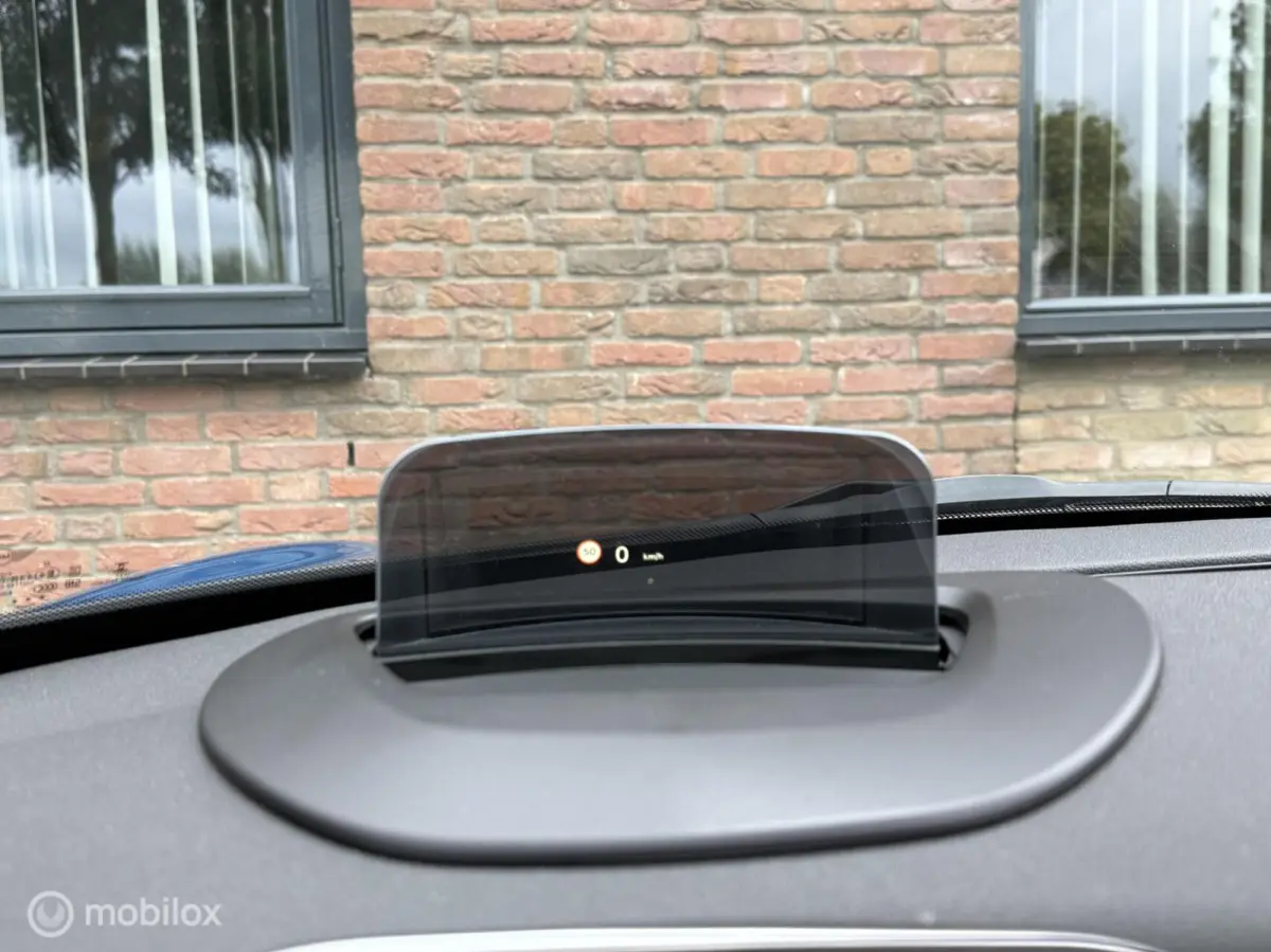 1.5 Cabrio Edition Half leer Navi Carplay Virtual HUD Harman Kardon Dealer onderhouden
