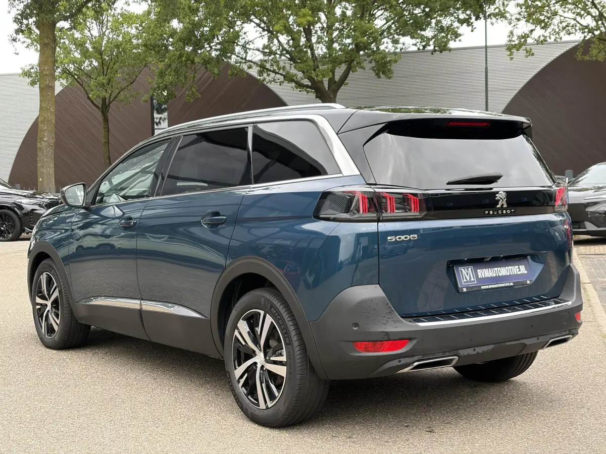1.2 GT HYBRID 136 7 PERSOONS| VAN:33.900,- VOOR:29.877,- UW HERFSTVOORDEEL:4.023,-| ADAPTIVE CRUISE CONTROL| 12.000KM! | STOELVERWARMING| RIJKLAARPRIJS INCL. 12 MND BOVAG GARANTIE|