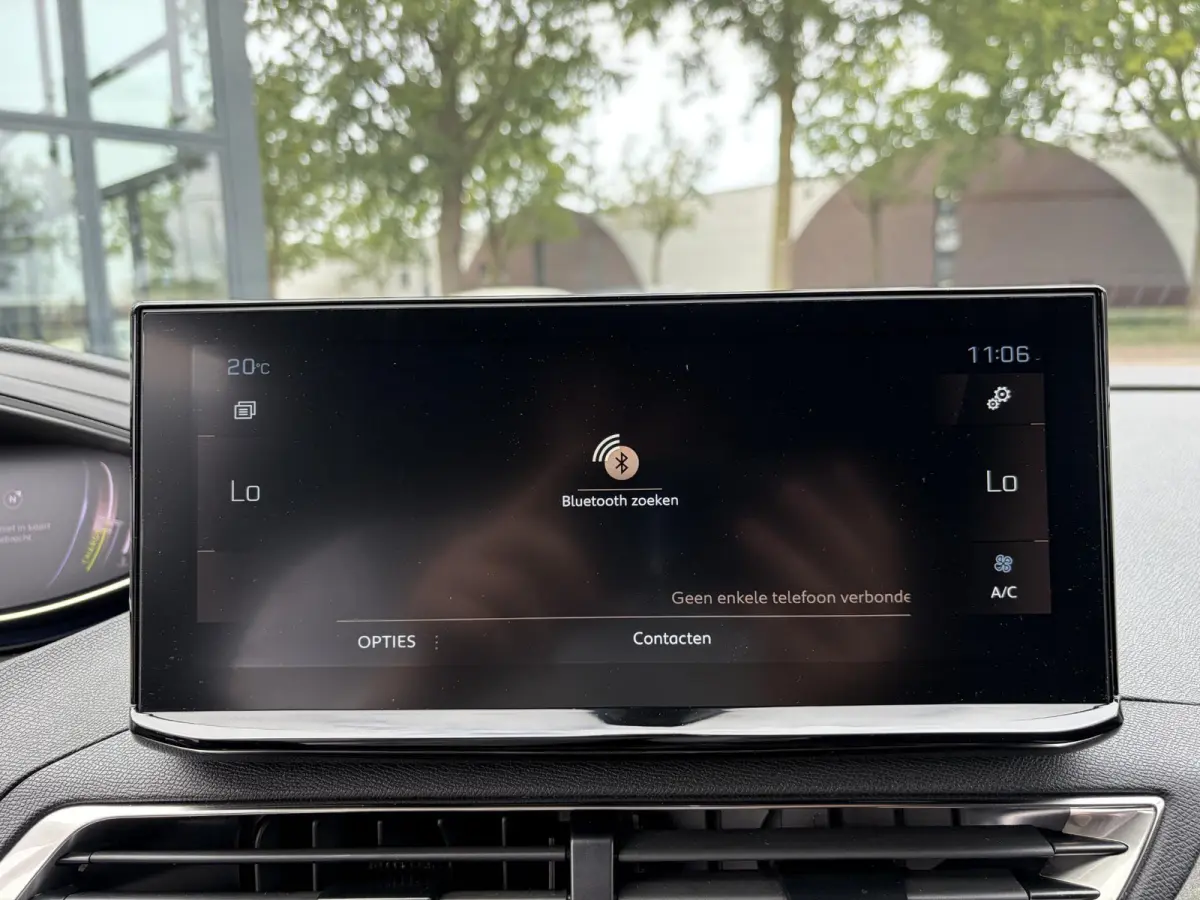 1.2 GT HYBRID 136 7 PERSOONS| VAN:33.900,- VOOR:29.877,- UW HERFSTVOORDEEL:4.023,-| ADAPTIVE CRUISE CONTROL| 12.000KM! | STOELVERWARMING| RIJKLAARPRIJS INCL. 12 MND BOVAG GARANTIE|