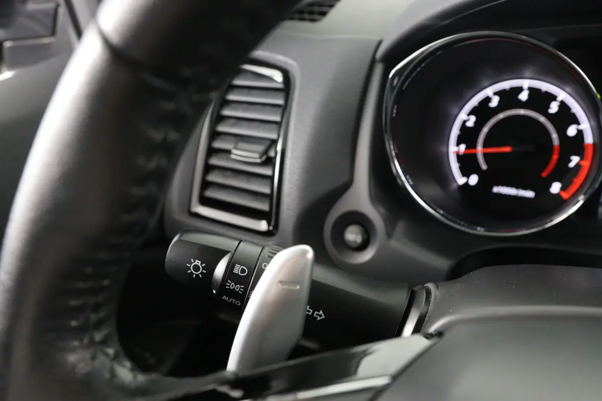 2.0 Pure | Automaat! | Dealer Onderhouden! | 1e Eigenaar! | Stoelverwarming | Camera | LED | Airco | Cruise Control | DAB