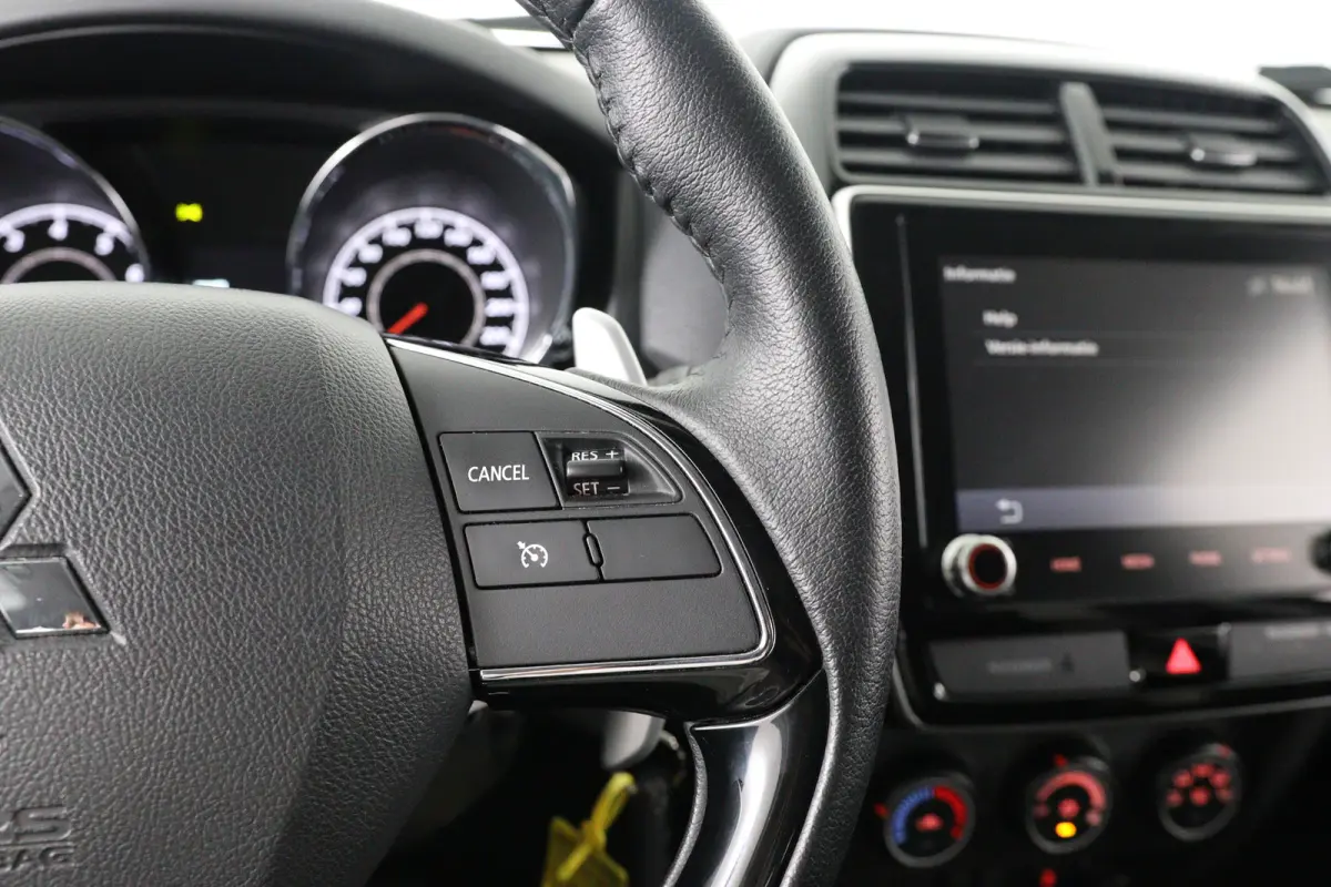 2.0 Pure | Automaat! | Dealer Onderhouden! | 1e Eigenaar! | Stoelverwarming | Camera | LED | Airco | Cruise Control | DAB