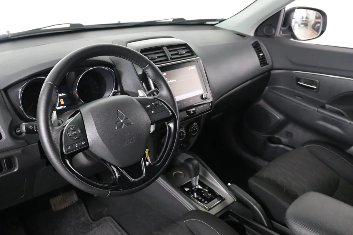 2.0 Pure | Automaat! | Dealer Onderhouden! | 1e Eigenaar! | Stoelverwarming | Camera | LED | Airco | Cruise Control | DAB