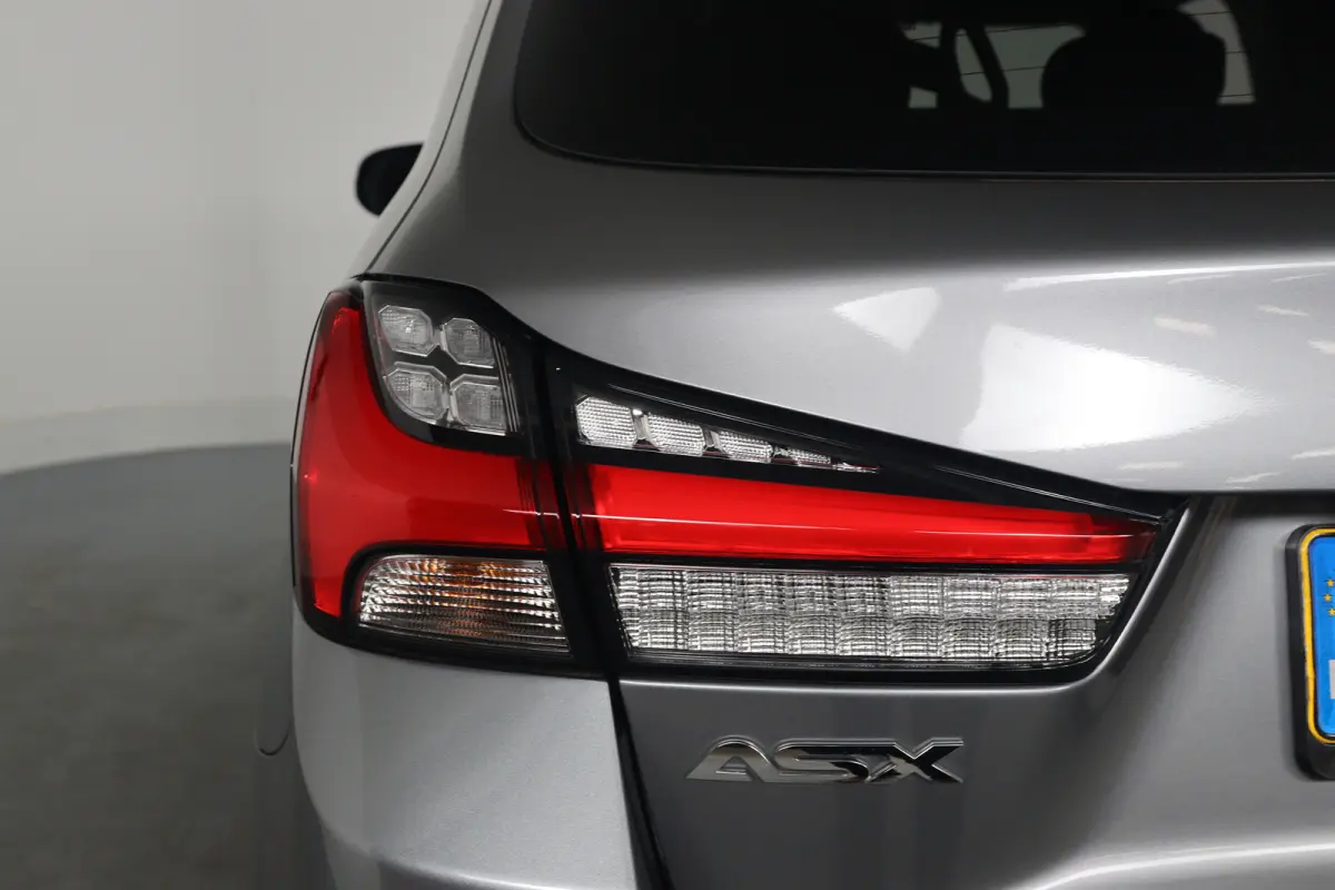 2.0 Pure | Automaat! | Dealer Onderhouden! | 1e Eigenaar! | Stoelverwarming | Camera | LED | Airco | Cruise Control | DAB