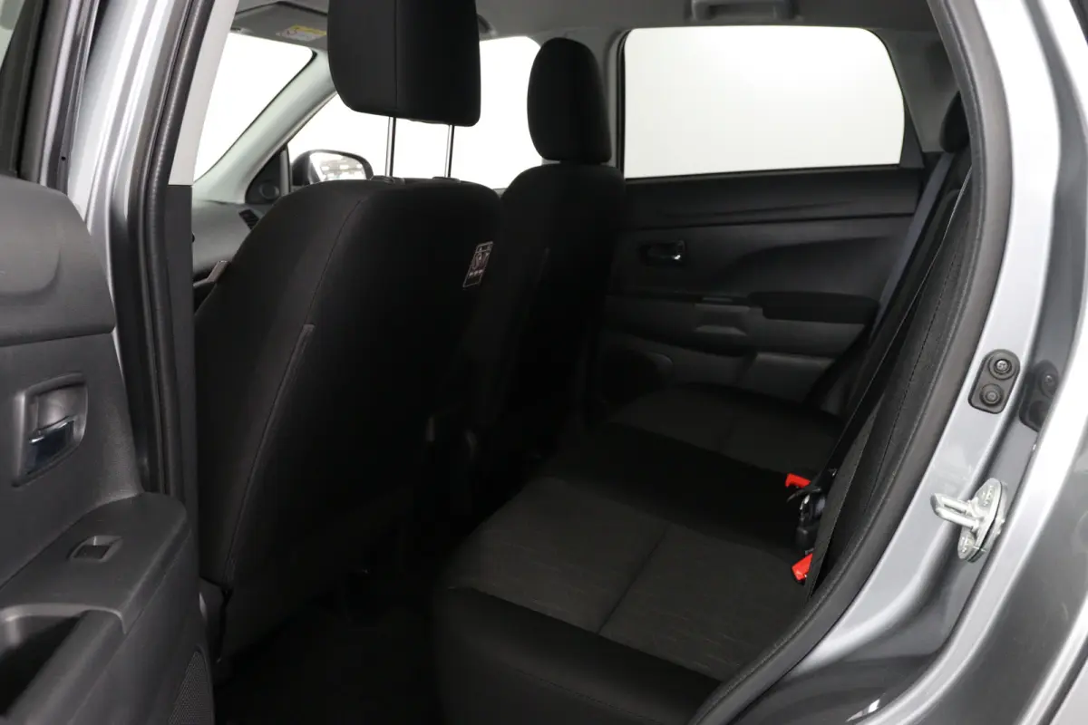 2.0 Pure | Automaat! | Dealer Onderhouden! | 1e Eigenaar! | Stoelverwarming | Camera | LED | Airco | Cruise Control | DAB