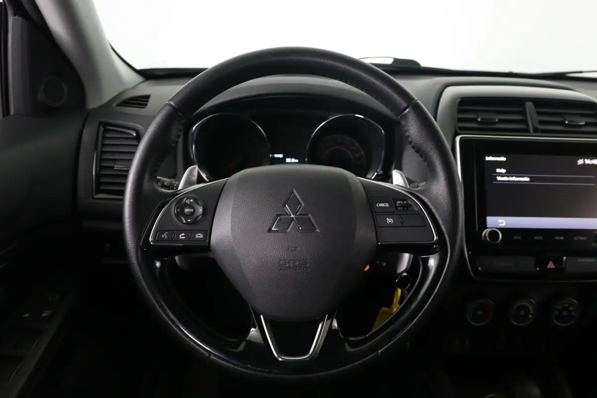 2.0 Pure | Automaat! | Dealer Onderhouden! | 1e Eigenaar! | Stoelverwarming | Camera | LED | Airco | Cruise Control | DAB