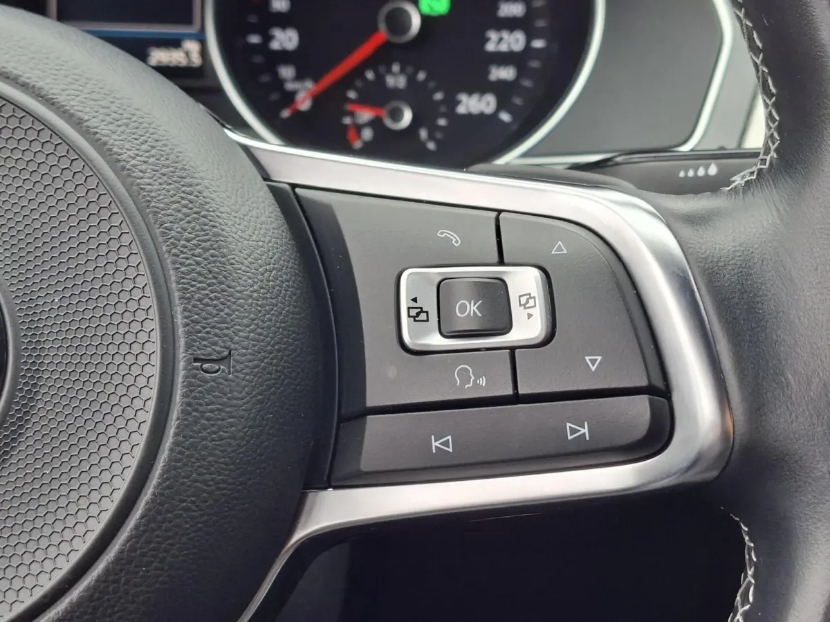 1.4 TSI ACT Highline Business R | EL. Trekhaak | Clima | ACC | Stoelverwarming | Leder
