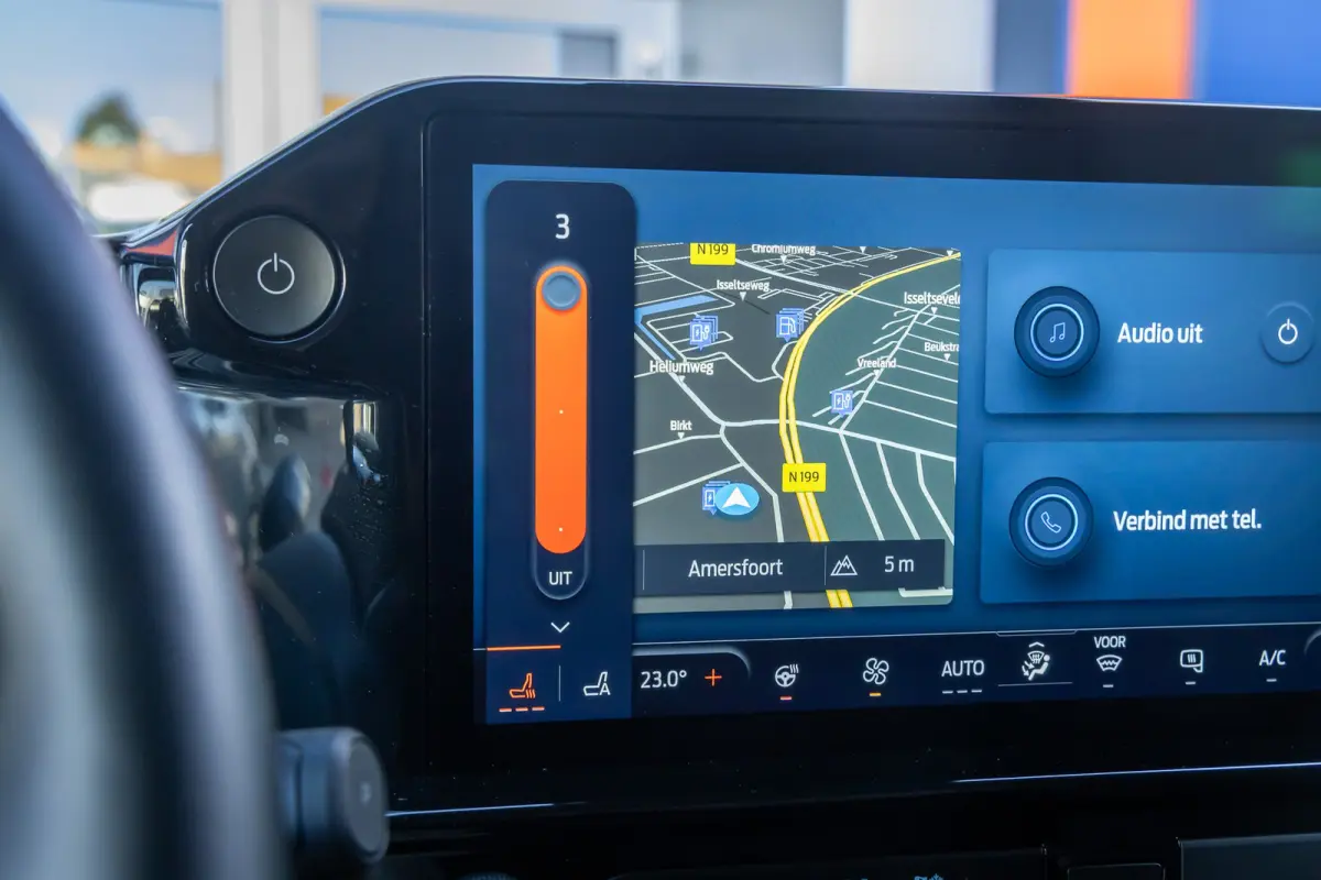 340 L2H1 Sport 71 kWh | Camera | Apple Carplay/Android Auto | Cruise adaptief | Stuur/stoel/voorruit verwarming | Keyless entry/start | Digitaal dashboard | Achteruitrijcamera | Apple Carpla