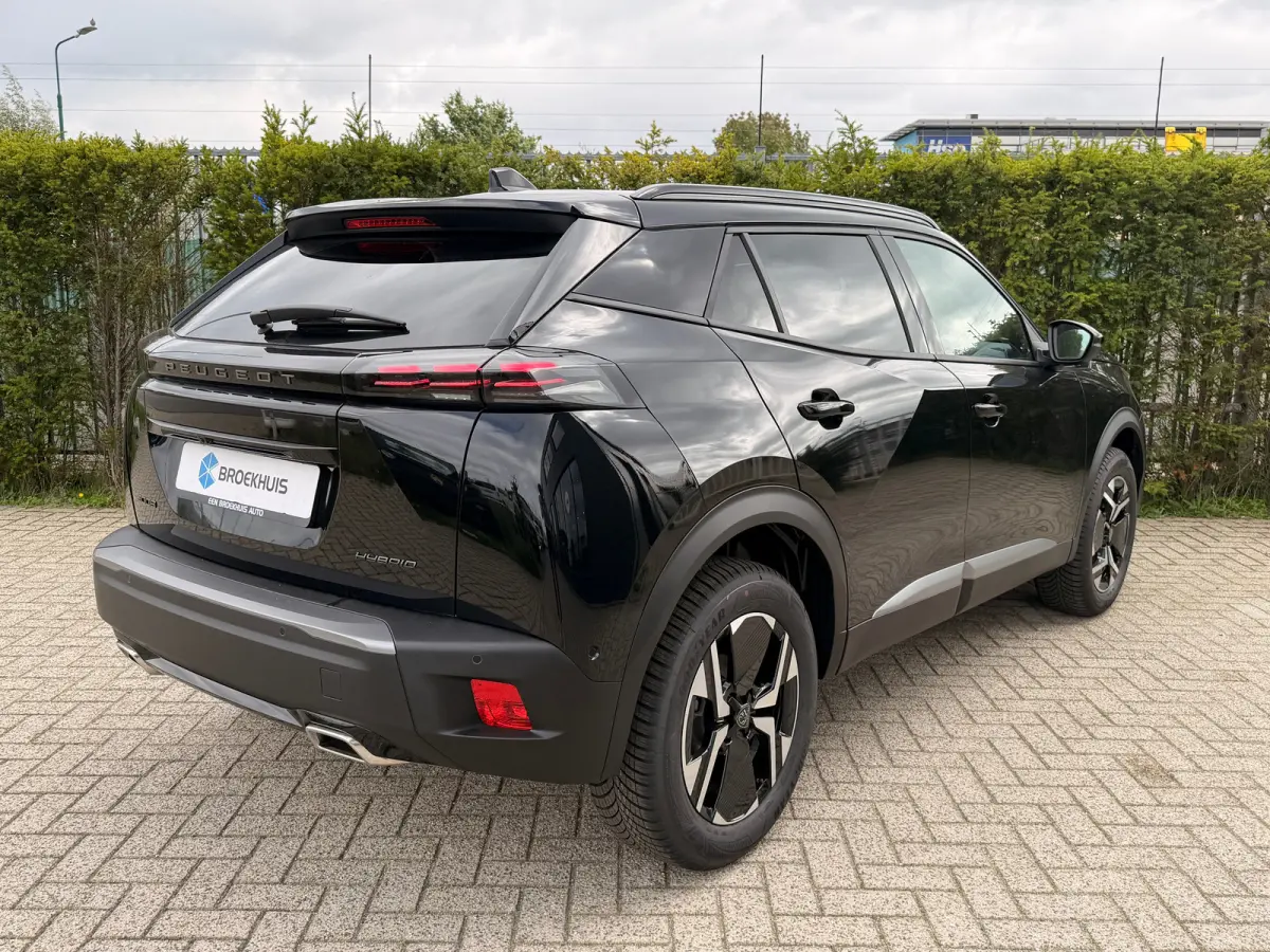 GT 1.2 Hybrid 145-PK | 17'' Lichtmetalen velgen KARAKOY | Active Safety Brake met camera en radar (automatisch noodremsysteem) met Distance Alert (waarschuwing dreigende aanrijding) | Advanc