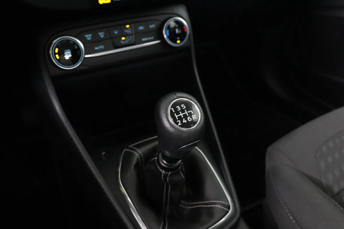 1.0 EcoBoost Titanium | 1e Eigenaar! | Dealer Onderhouden! | Navi By App | Airco | Cruise Control | LED | Parkeersensoren | Lichtmetalen Velgen