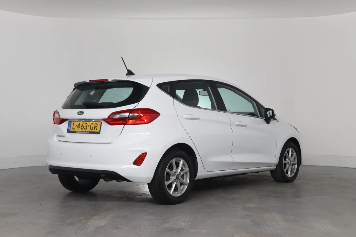 1.0 EcoBoost Titanium | 1e Eigenaar! | Dealer Onderhouden! | Navi By App | Airco | Cruise Control | LED | Parkeersensoren | Lichtmetalen Velgen