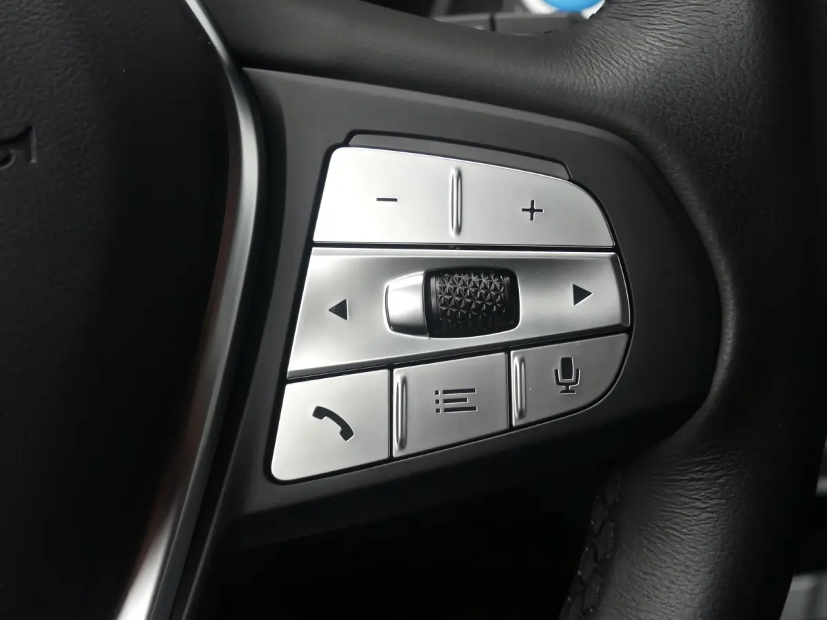 Executive 80 kWh | SOH 98% | PANORAMADAK | ADAPTIVE CRUISE | DODEHOEKDETECTIE | CAMERA | STOELVERWARMING | ELEKTRISCHE ACHTERKLEP | ELEKTRISCH VERSTELB STOEL MET GEHEUGEN | PARKEERSENSOREN V