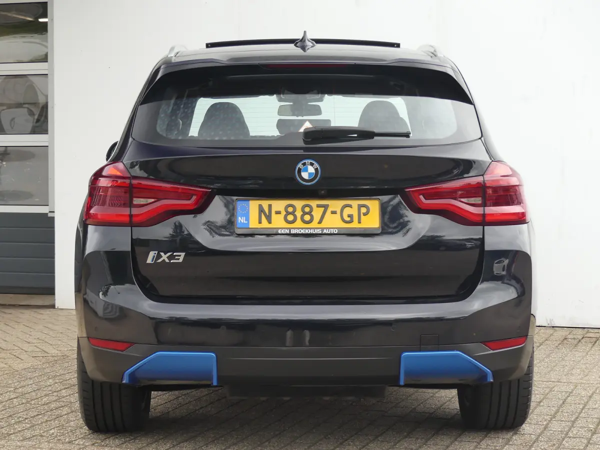 Executive 80 kWh | SOH 98% | PANORAMADAK | ADAPTIVE CRUISE | DODEHOEKDETECTIE | CAMERA | STOELVERWARMING | ELEKTRISCHE ACHTERKLEP | ELEKTRISCH VERSTELB STOEL MET GEHEUGEN | PARKEERSENSOREN V