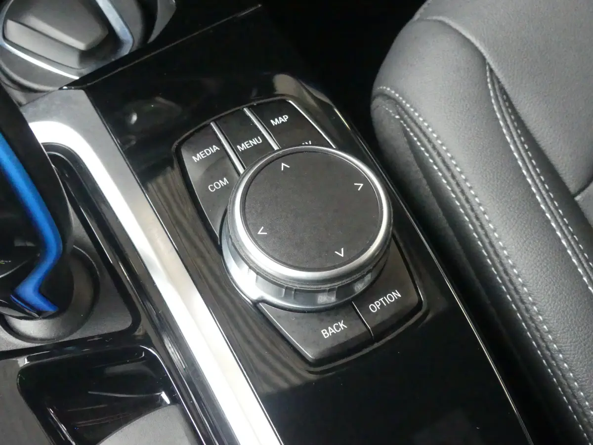 Executive 80 kWh | SOH 98% | PANORAMADAK | ADAPTIVE CRUISE | DODEHOEKDETECTIE | CAMERA | STOELVERWARMING | ELEKTRISCHE ACHTERKLEP | ELEKTRISCH VERSTELB STOEL MET GEHEUGEN | PARKEERSENSOREN V