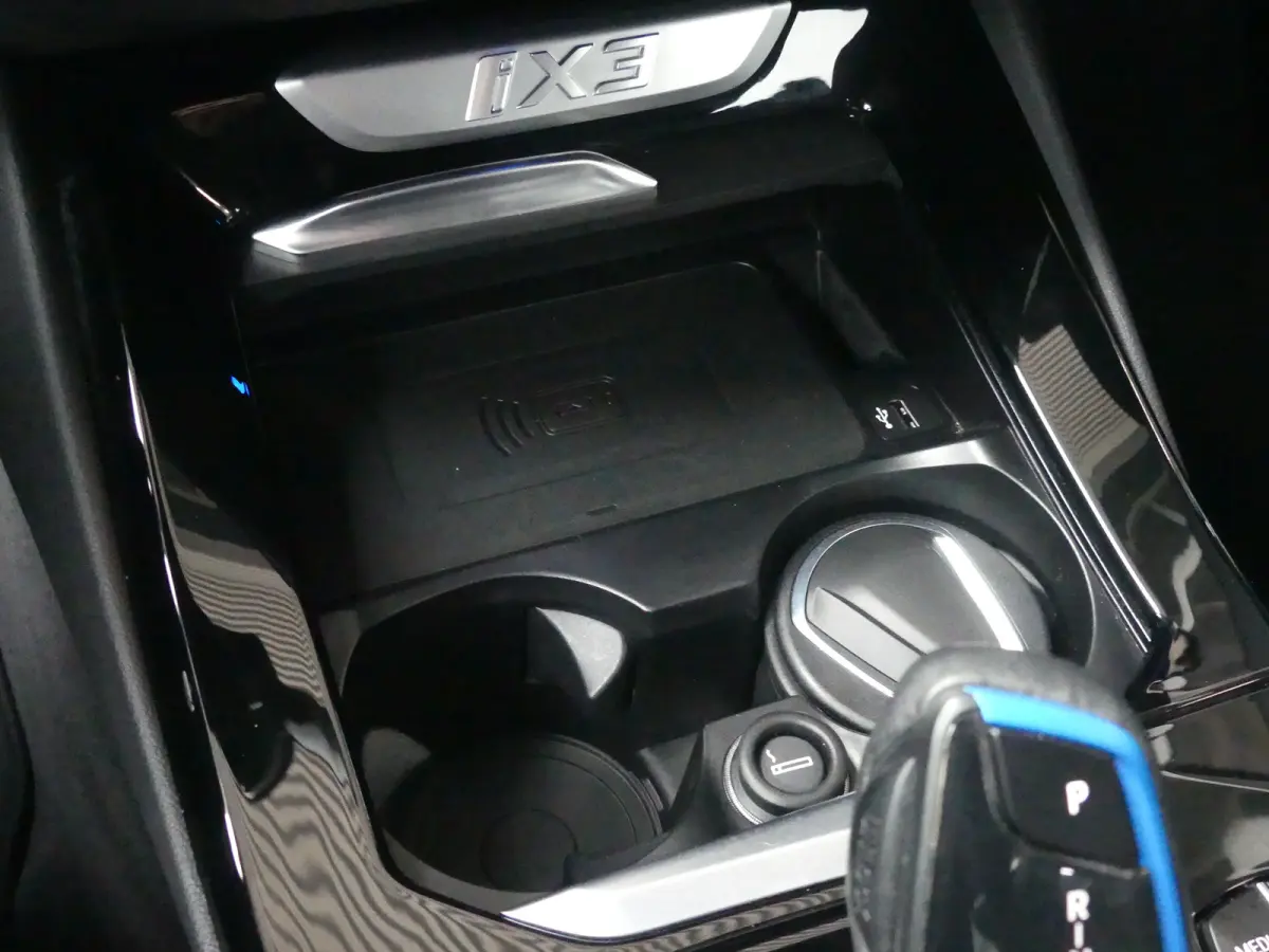 Executive 80 kWh | SOH 98% | PANORAMADAK | ADAPTIVE CRUISE | DODEHOEKDETECTIE | CAMERA | STOELVERWARMING | ELEKTRISCHE ACHTERKLEP | ELEKTRISCH VERSTELB STOEL MET GEHEUGEN | PARKEERSENSOREN V