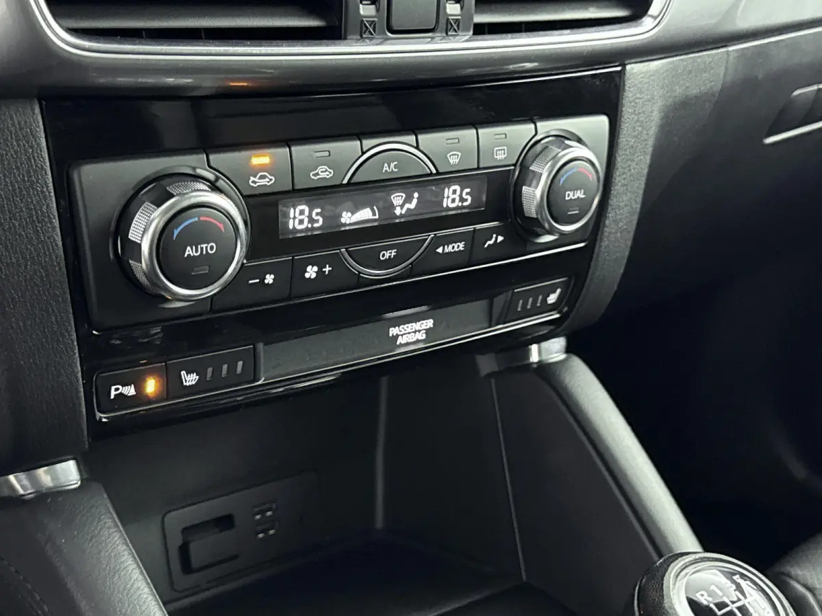 2.0 SkyActiv-G 165 GT-M Line 2WD | Achteruitrijcamera | Stoelverwarming | Memory | Keyless | BOSE | Climate Control |