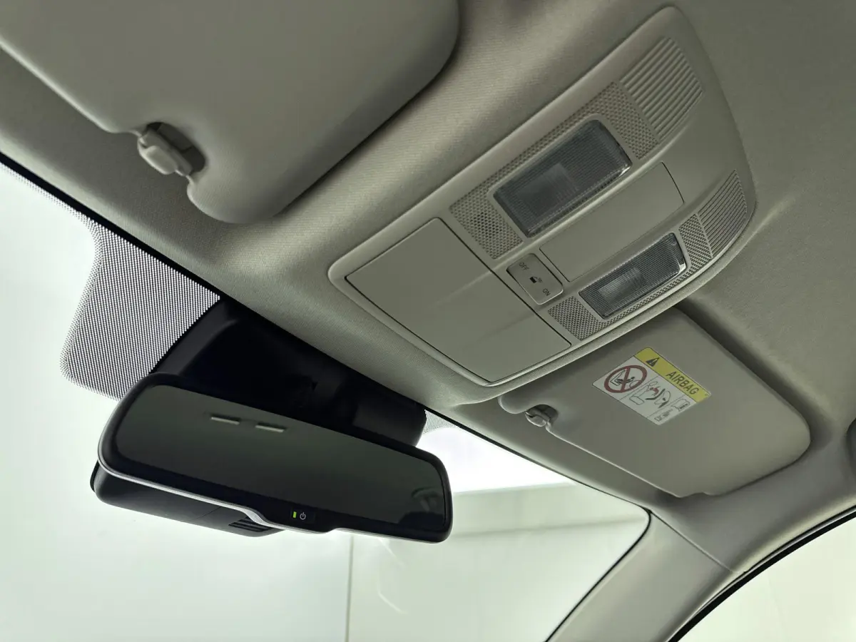2.0 SkyActiv-G 165 GT-M Line 2WD | Achteruitrijcamera | Stoelverwarming | Memory | Keyless | BOSE | Climate Control |