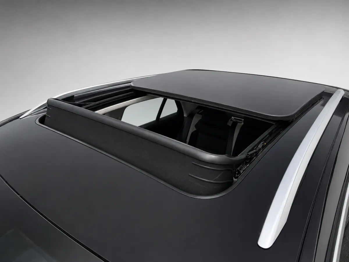 1.5 TSI R-line+ Aut- Panoramadak, Sport Interieur, Ada Cruise, Xenon Led, Virtual Cockpit, Park Assist