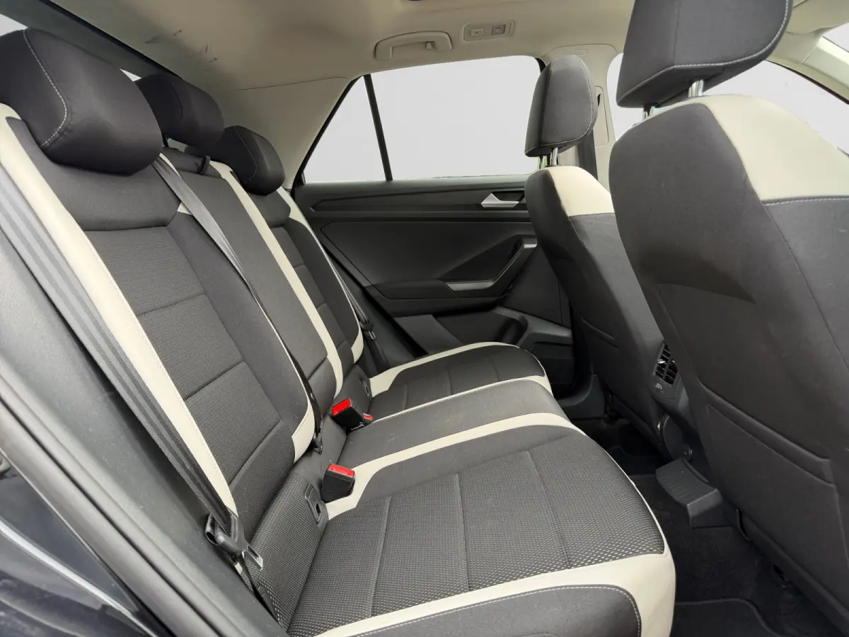 1.5 TSI R-line+ Aut- Panoramadak, Sport Interieur, Ada Cruise, Xenon Led, Virtual Cockpit, Park Assist